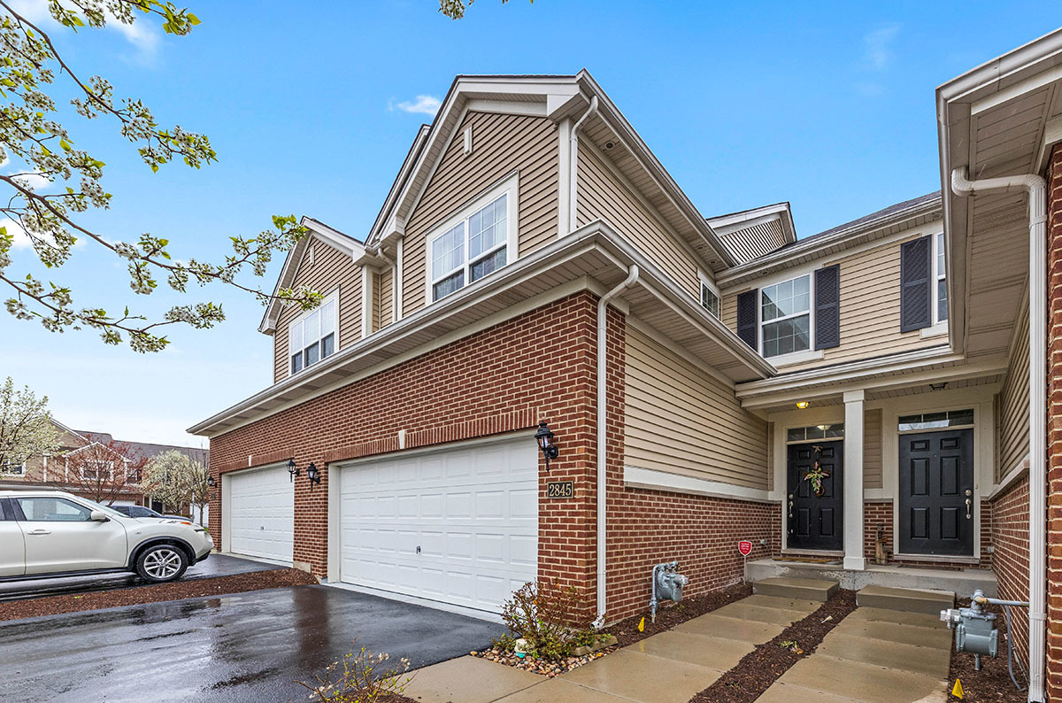 2845 Church Road Aurora, IL 60502 - Photo 2 of 31