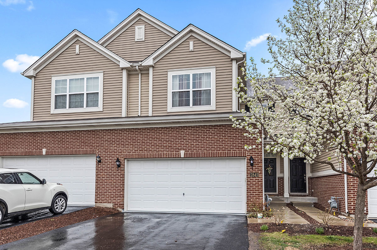 2845 Church Road Aurora, IL 60502 - Photo 3 of 31