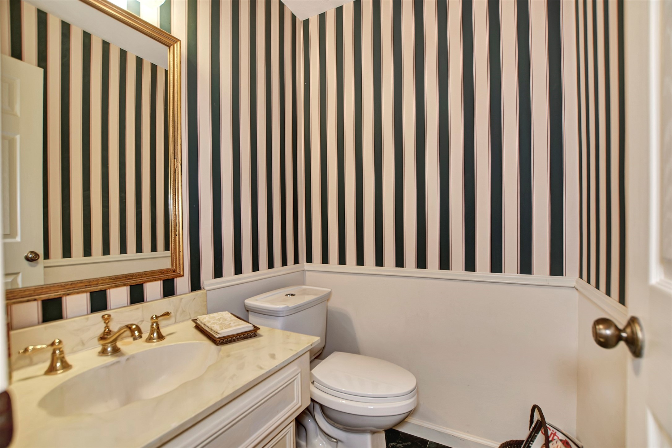 6714 Winkleman Road Houston, TX 77083 - Photo 25 of 46