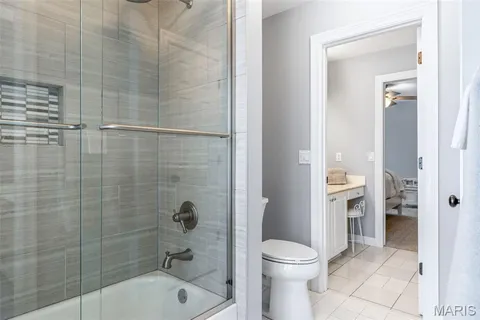 $1,690,000 | 1040 Greystone Manor Parkway, Chesterfield, MO 63005