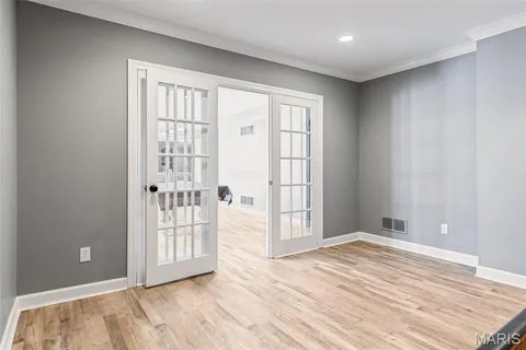 $1,690,000 | 1040 Greystone Manor Parkway, Chesterfield, MO 63005