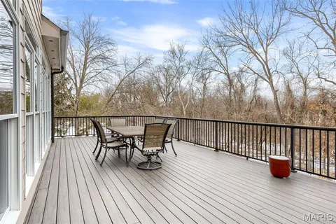 $1,690,000 | 1040 Greystone Manor Parkway, Chesterfield, MO 63005