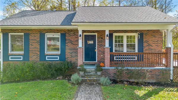 $205,000 | 823 Queens Street Northwest, Lenoir, NC 28645