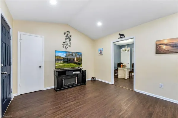 $205,000 | 823 Queens Street Northwest, Lenoir, NC 28645