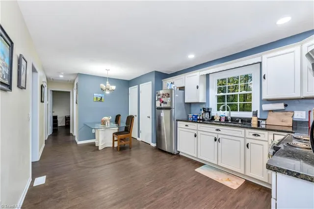 $210,000 | 823 Queens Street Northwest, Lenoir, NC 28645