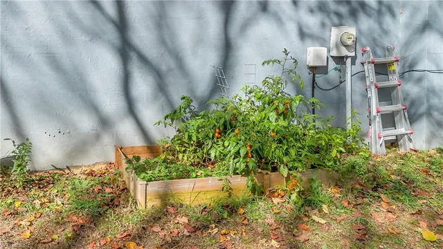 $210,000 | 823 Queens Street Northwest, Lenoir, NC 28645