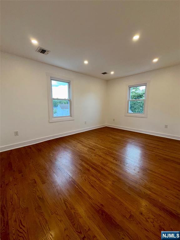 35 Orchard Street, Unit 2 Ridgefield Park, NJ 07660 - Photo 8 of 11 Gallery Image 8