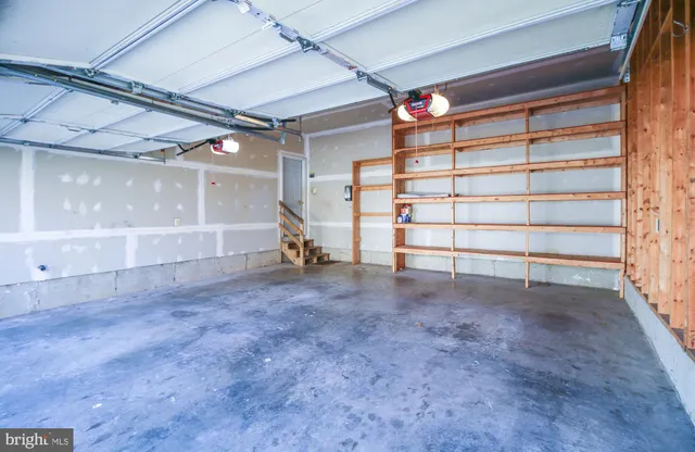 $725,000 | 56 Cross Point Drive, Owings, MD 20736