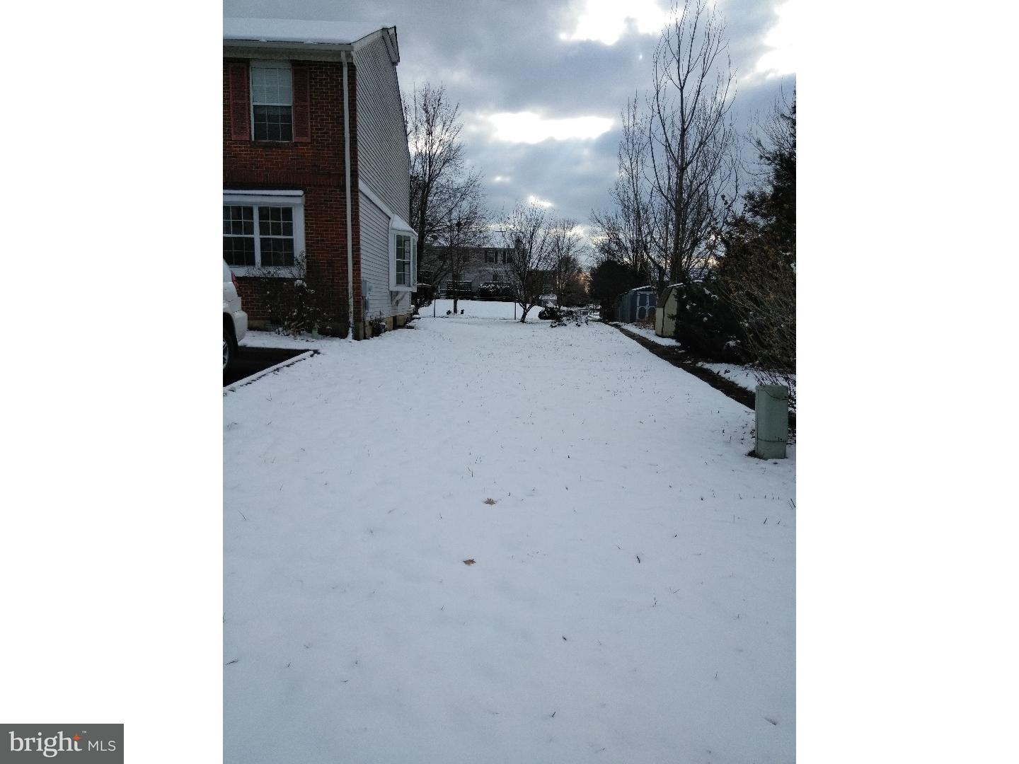 1051 Old Forge Road New Castle, DE 19720 - Photo 2 of 2 Side Yard
