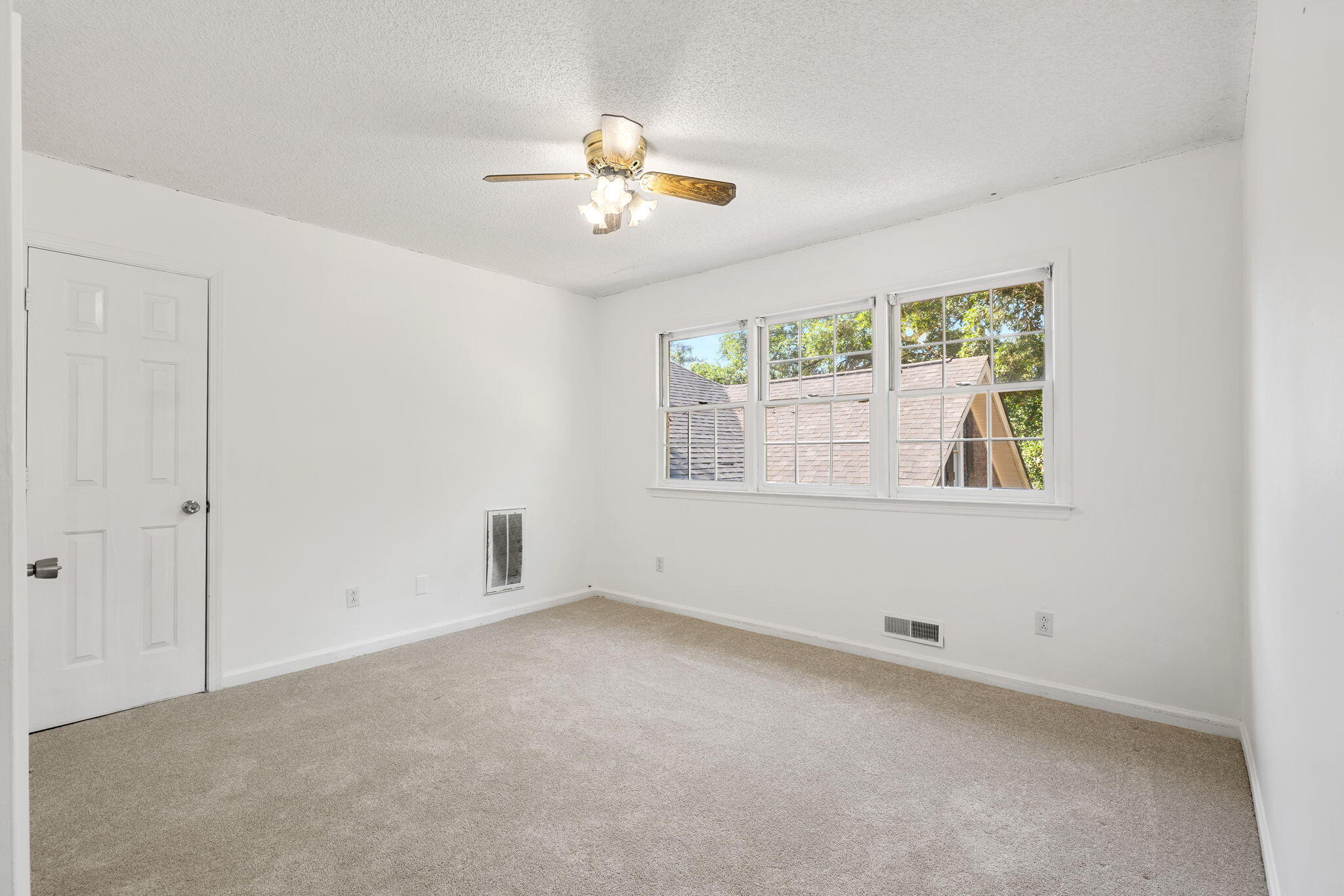 134 Cooper Circle Santee, SC 29142 - Photo 32 of 54