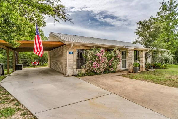 $449,000 | 103 Amber Drive, Comfort, TX 78013