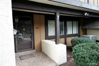 2624 Hampton Road St. Charles, MO 63303 - Photo 3 of 22 Gallery Image 3