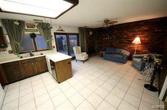 2624 Hampton Road St. Charles, MO 63303 - Photo 8 of 22 Gallery Image 8