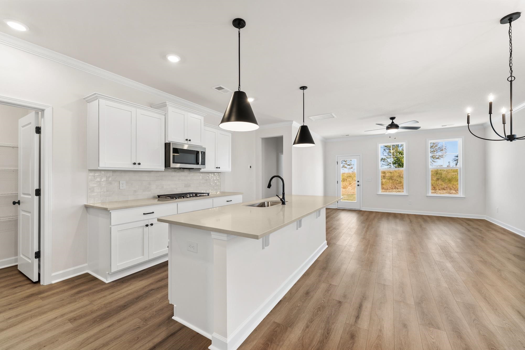 7030 New Horizons Lane Boiling Springs, SC 29316 - Photo 5 of 35