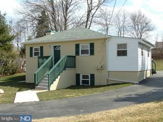 2275 Larkin Road Boothwyn, PA 19061 - Photo 3 of 6 Gallery Image 3