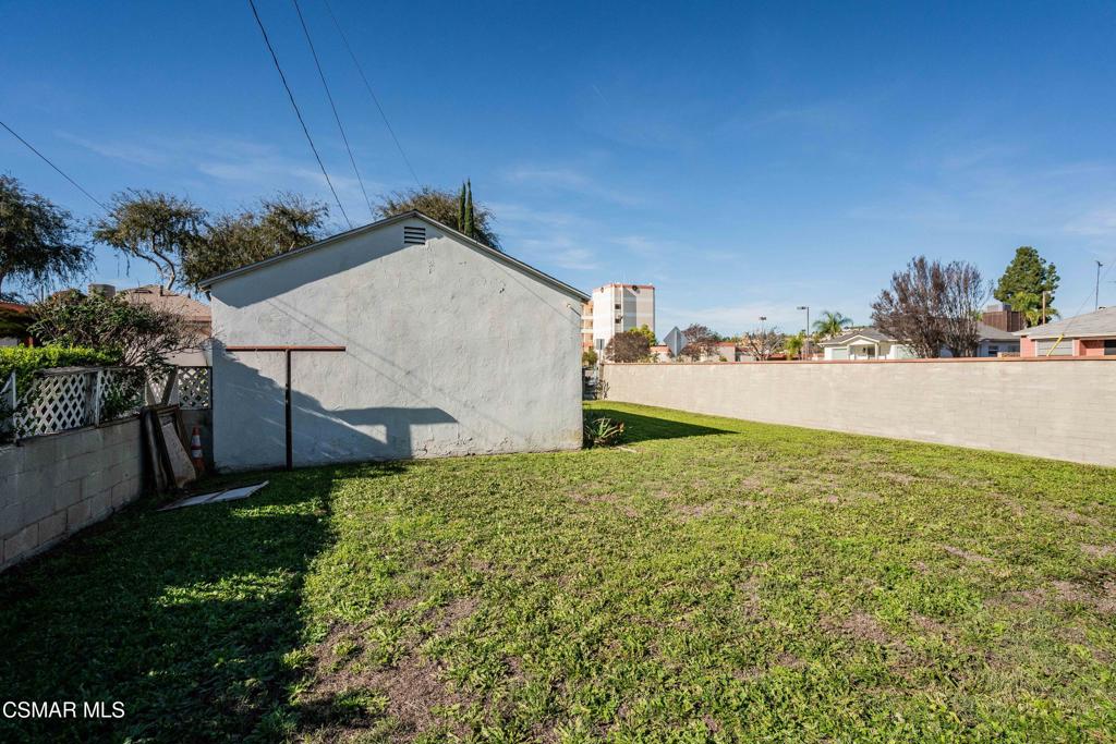 344 North 1st Street Montebello, CA 90640 - Photo 16 of 16 a view of a yard and mountain