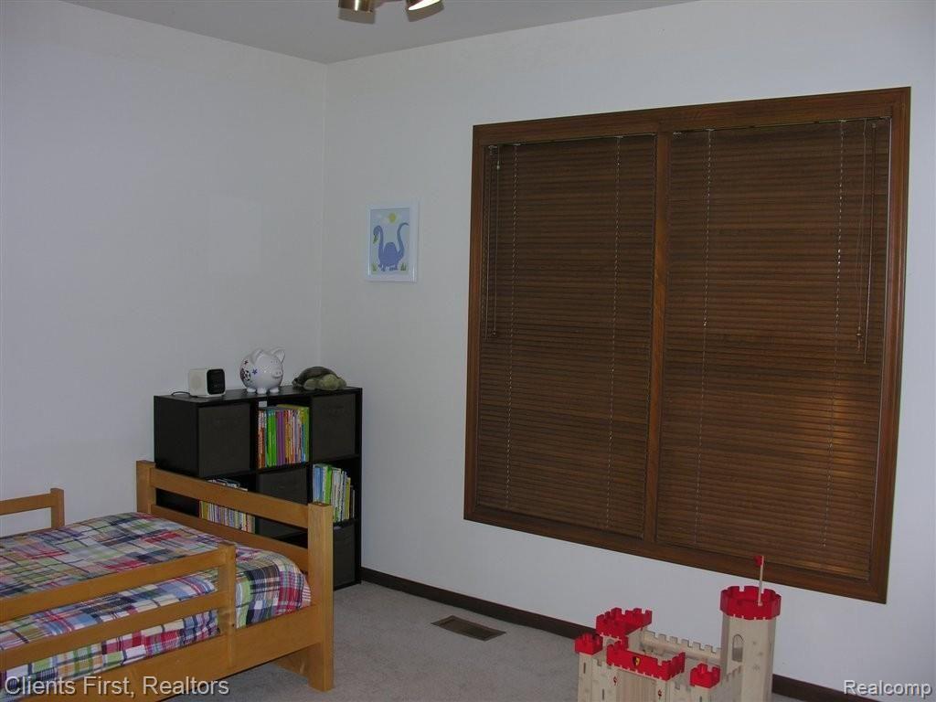 44974 Danbury Road Canton, MI 48188 - Photo 37 of 43 THIRD BEDROOM