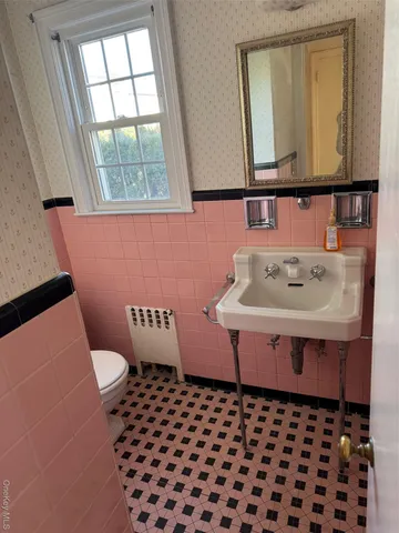 $799,000 | 133 Hutchinson Boulevard, Scarsdale, NY 10583