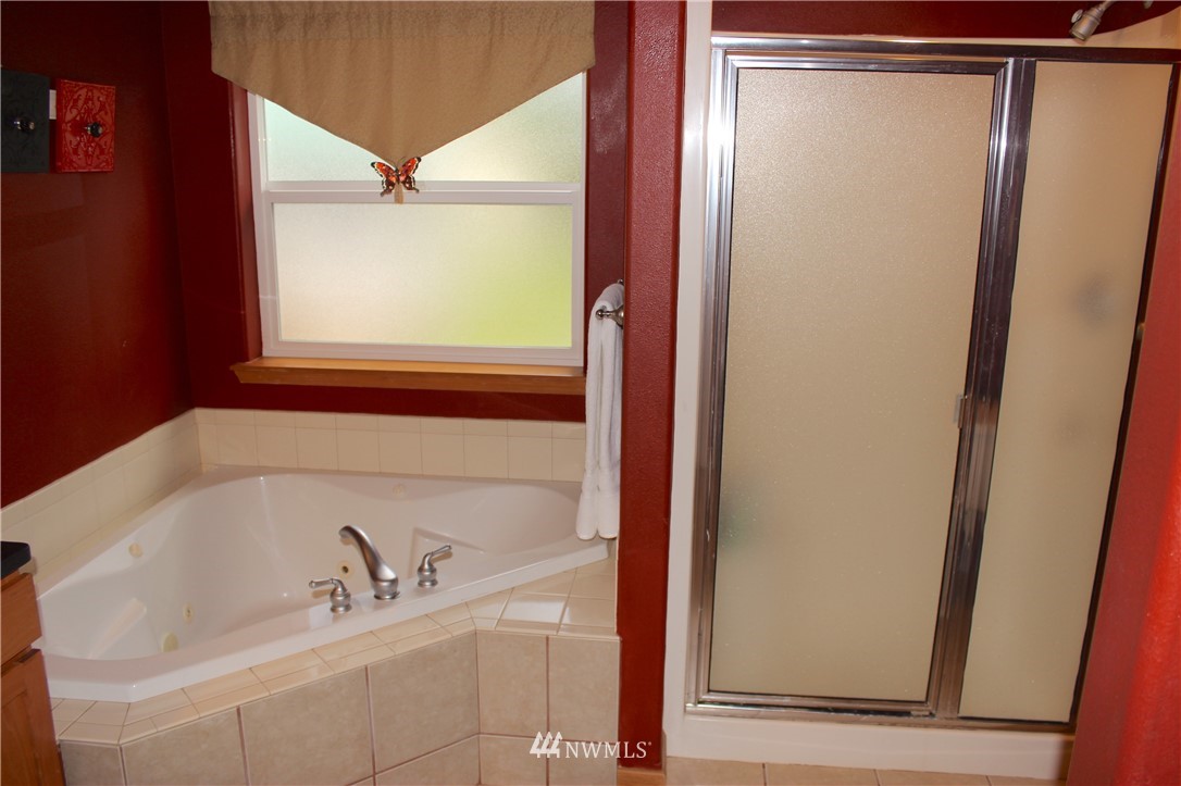 7436 Creekside Lane Southwest Rochester, WA 98579 - Photo 17 of 39