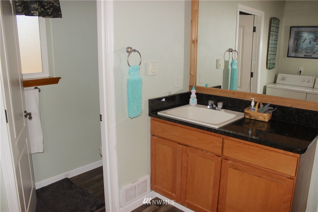 7436 Creekside Lane Southwest Rochester, WA 98579 - Photo 24 of 39
