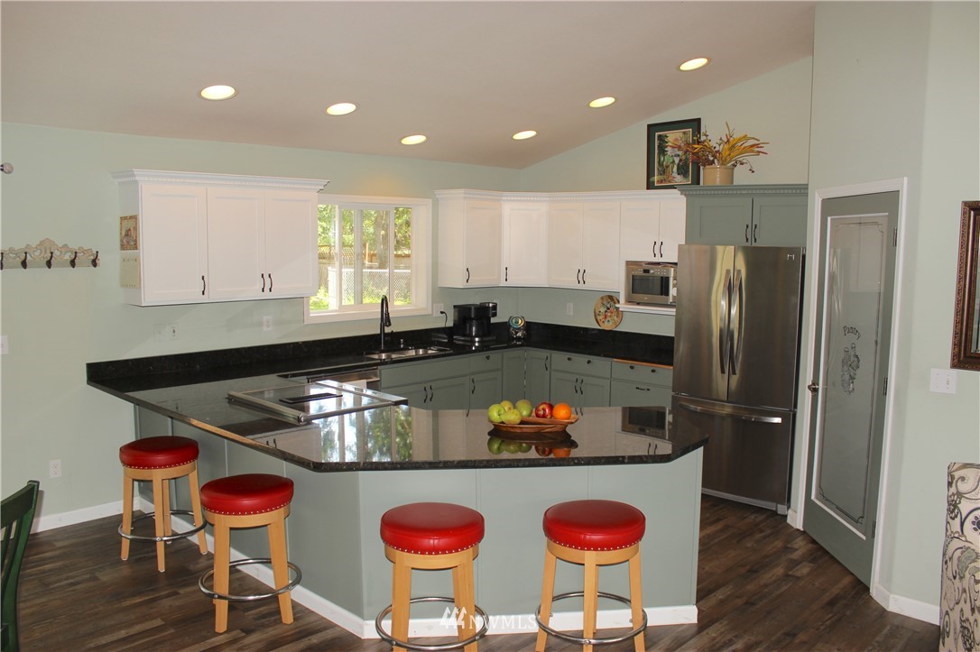 7436 Creekside Lane Southwest Rochester, WA 98579 - Photo 10 of 39