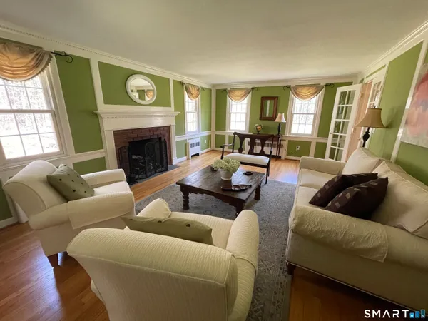 $699,900 | 9 Michael Drive, Canton, CT 06019