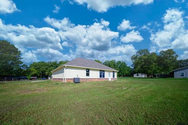 $1,800 | 10587 TX 164 Spur, Tyler, TX 75709
