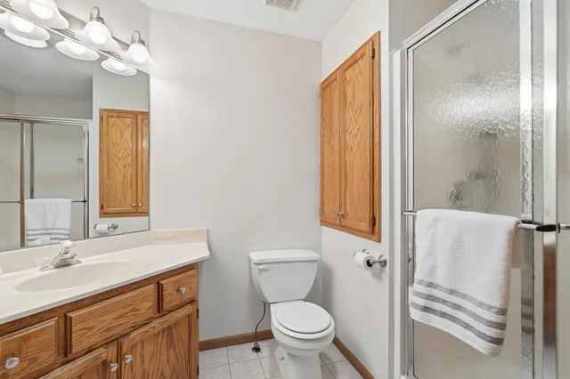 $450,000 | 174 Wedgewood Drive, Mahtomedi, MN 55115