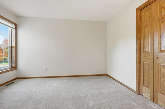 $450,000 | 174 Wedgewood Drive, Mahtomedi, MN 55115