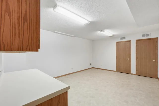 $450,000 | 174 Wedgewood Drive, Mahtomedi, MN 55115