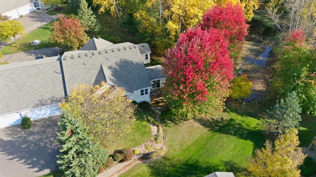 $450,000 | 174 Wedgewood Drive, Mahtomedi, MN 55115