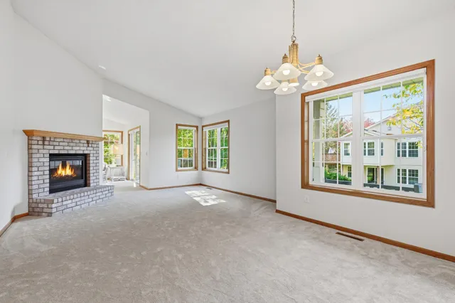 $450,000 | 174 Wedgewood Drive, Mahtomedi, MN 55115
