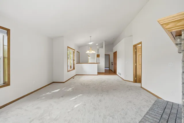 $450,000 | 174 Wedgewood Drive, Mahtomedi, MN 55115