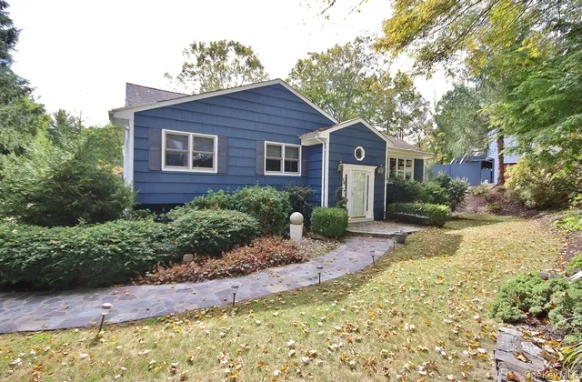 $1,099,222 | 58 Hidden Hollow Lane, Millwood, NY 10546