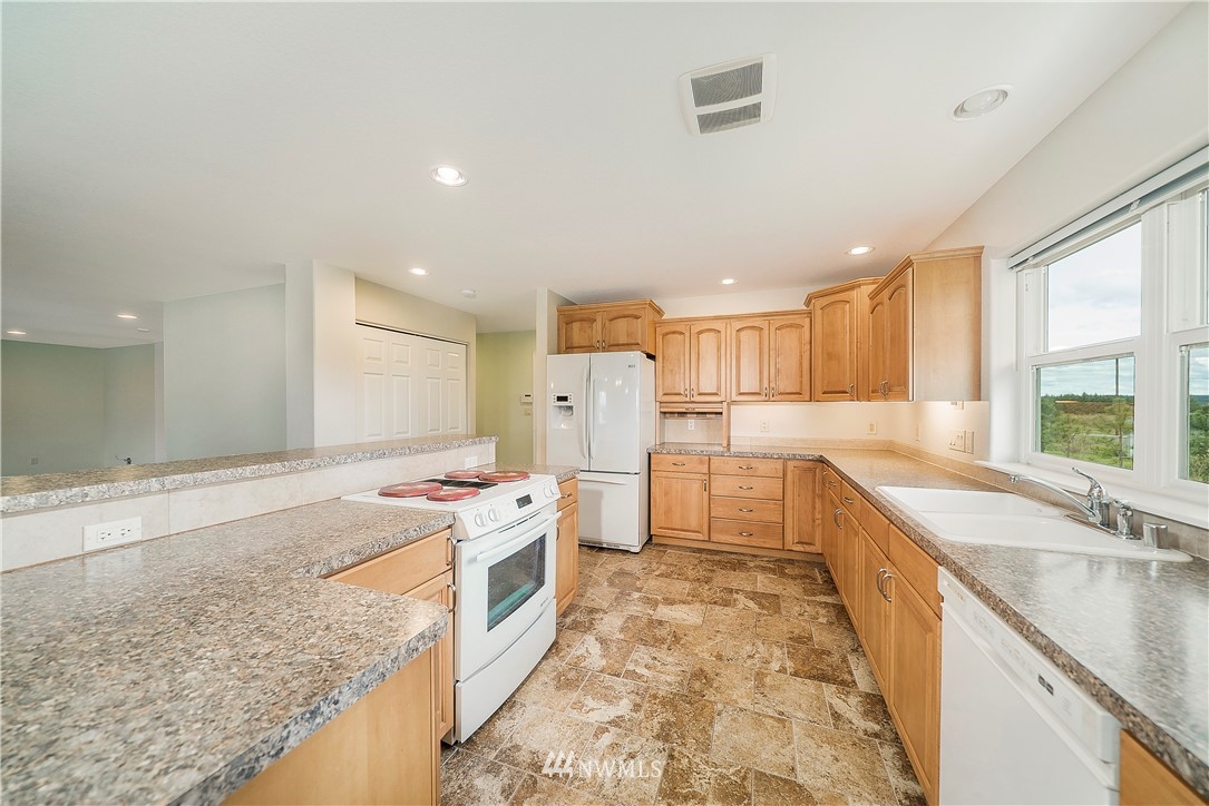662 Centralia Alpha Road Chehalis, WA 98532 - Photo 7 of 25 Gallery Image 7