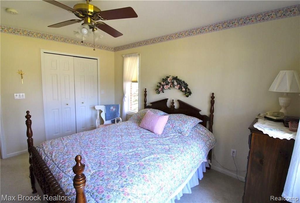 2554 Pine Ridge Road West Bloomfield, MI 48324 - Photo 27 of 38 Gallery Image 27