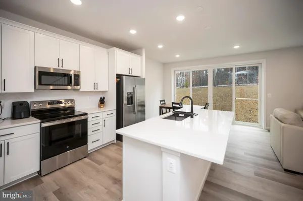 $499,900 | 2892 White Tail Drive, Locust Grove, VA 22508