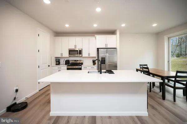 $499,900 | 2892 White Tail Drive, Locust Grove, VA 22508