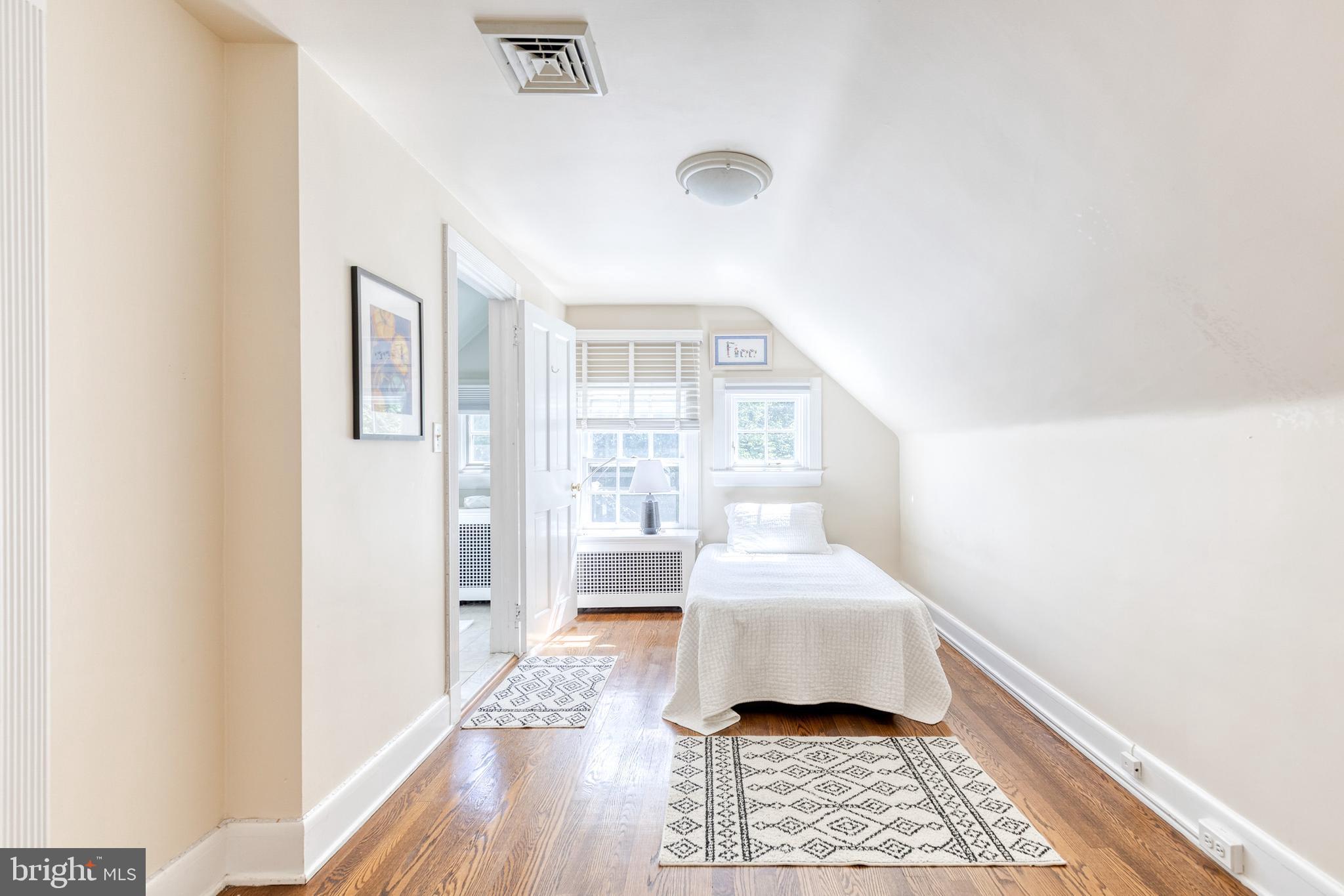 114 Castlewood Road Baltimore, MD 21210 - Photo 47 of 63 Gallery Image 47