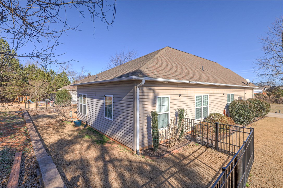 129 Shadowood Court Seneca, SC 29678 - Photo 21 of 22