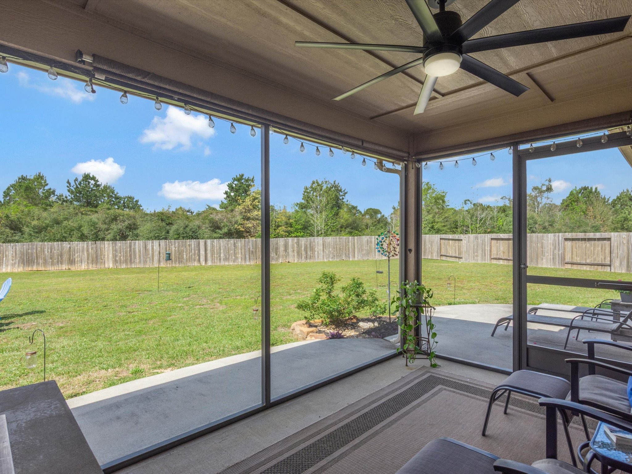 18746 Encinal Trail Magnolia, TX 77355 - Photo 26 of 35 a view of a garden from a balcony