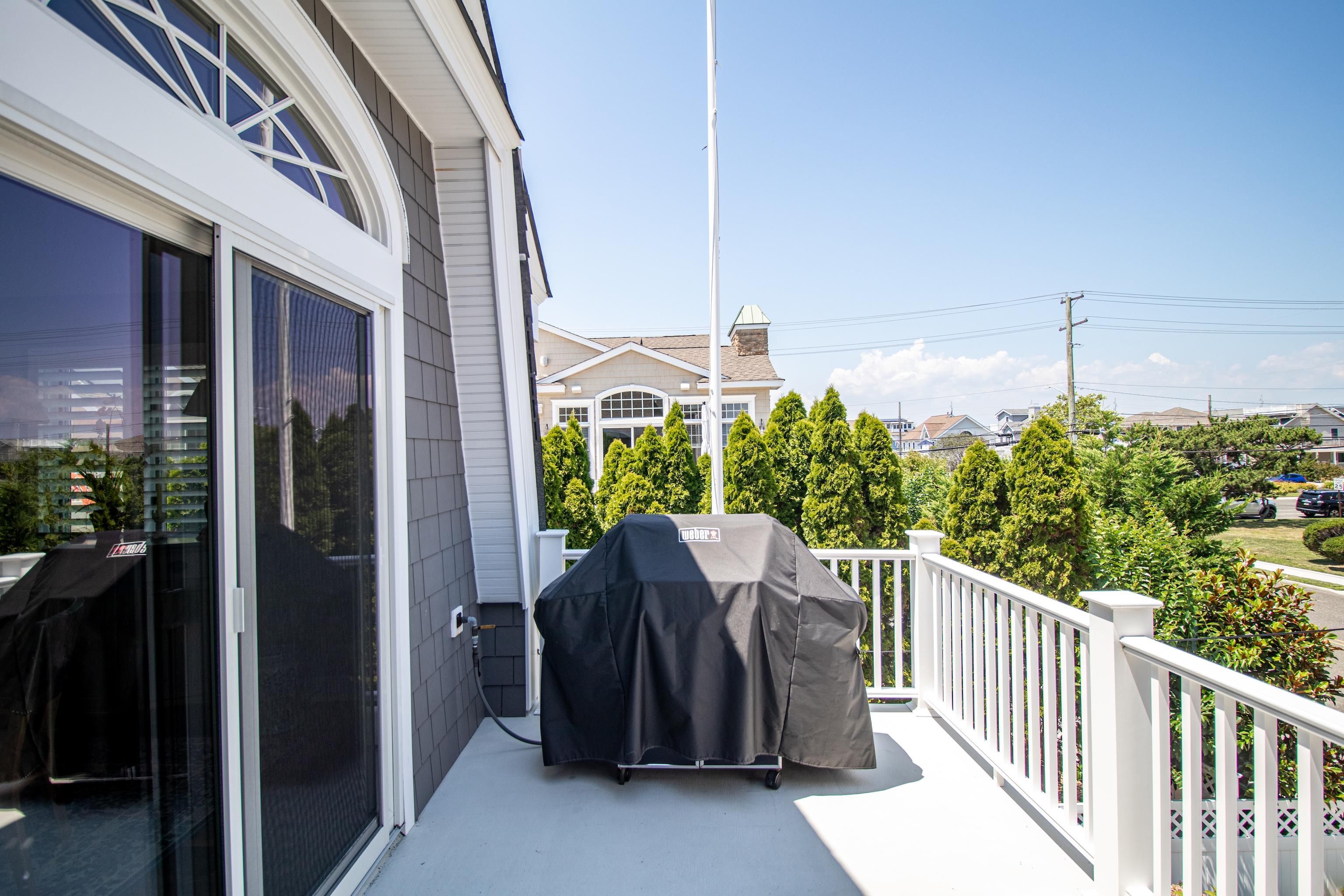 178 37th Street Avalon, NJ 08202 - Photo 19 of 26 a porch with view of outdoor space