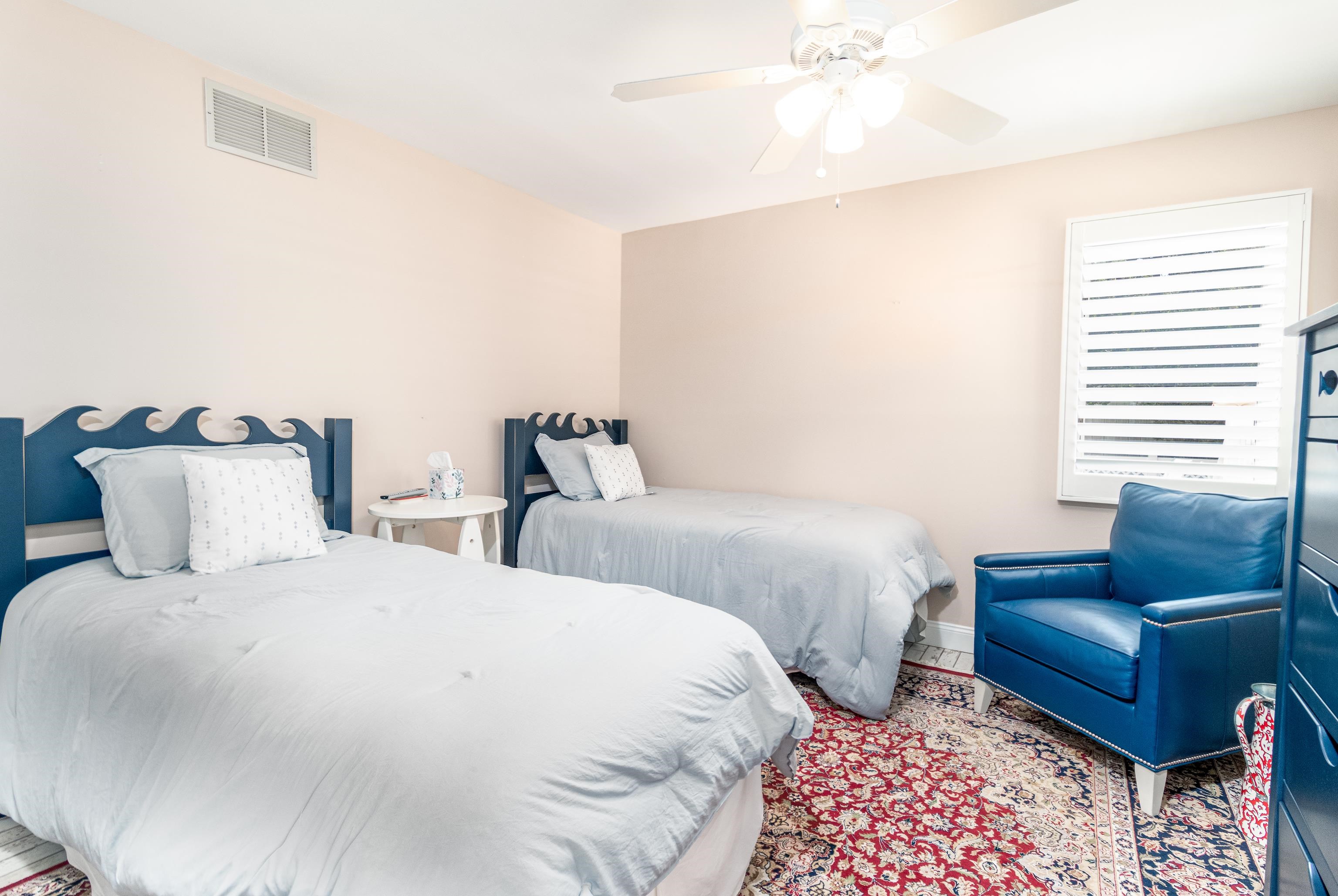 178 37th Street Avalon, NJ 08202 - Photo 6 of 26 a bedroom with bed and wooden floor