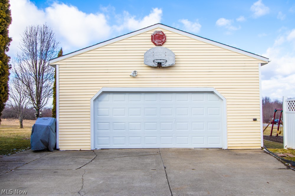 5203 River Road Madison, OH 44057 - Photo 4 of 35