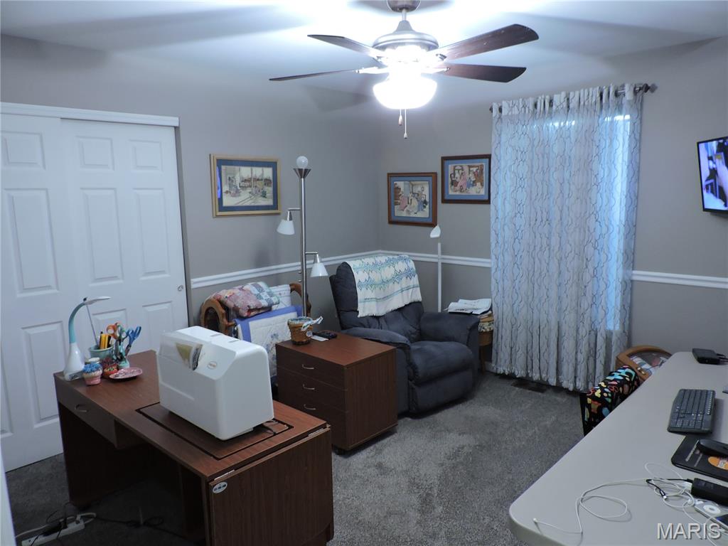 2140 Flatwoods Road O'Fallon, MO 63366 - Photo 32 of 58