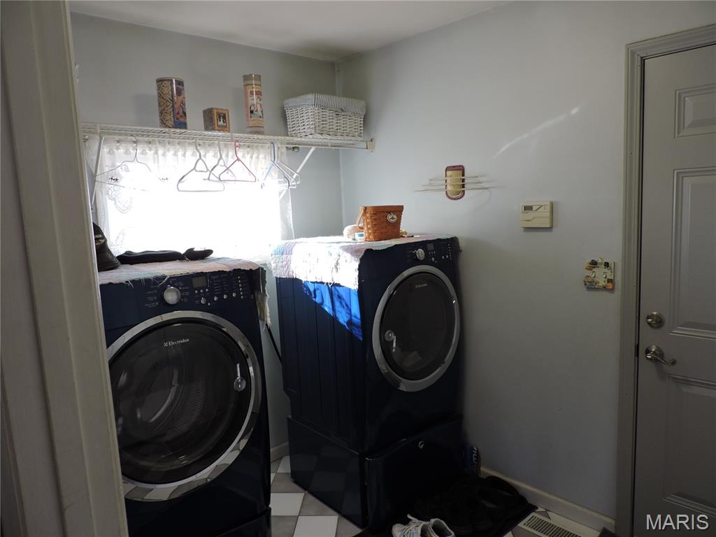 2140 Flatwoods Road O'Fallon, MO 63366 - Photo 36 of 58