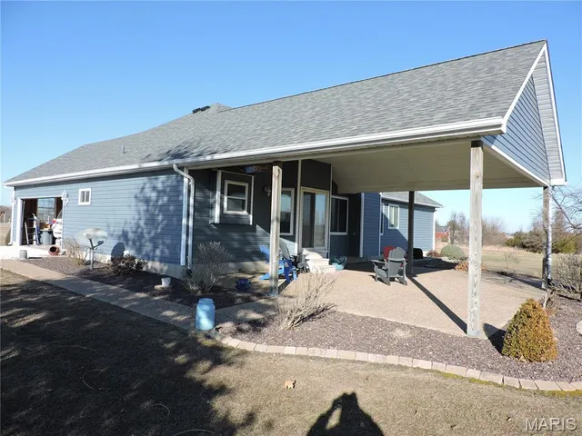 $635,000 | 2140 Flatwoods Road, O'Fallon, MO 63366