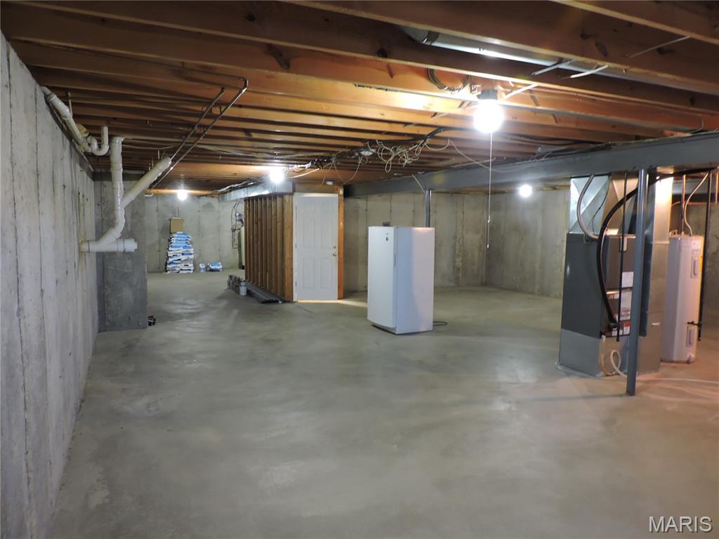 2140 Flatwoods Road O'Fallon, MO 63366 - Photo 41 of 58