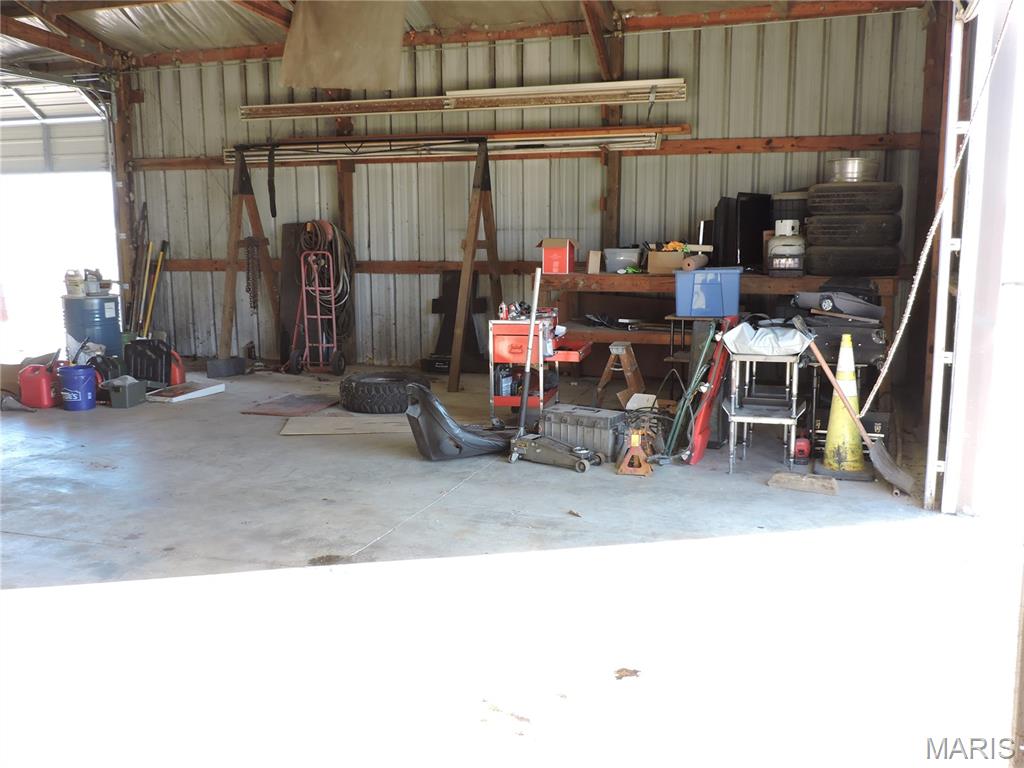 2140 Flatwoods Road O'Fallon, MO 63366 - Photo 54 of 58