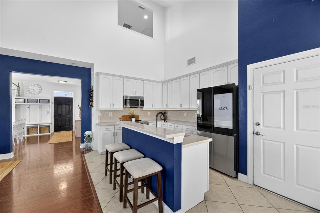 5536 Luminar Pointe Lane Apollo Beach, FL 33572 - Photo 23 of 96